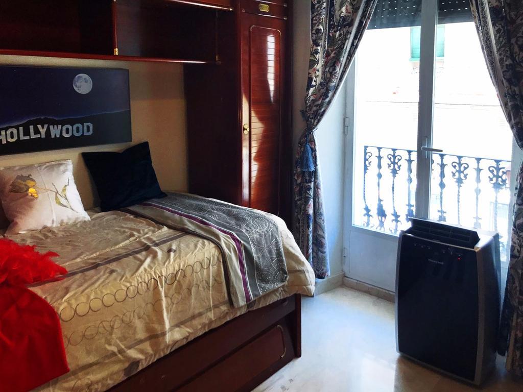 Bookingham ★Apartaments & Suites مدريد المظهر الخارجي الصورة