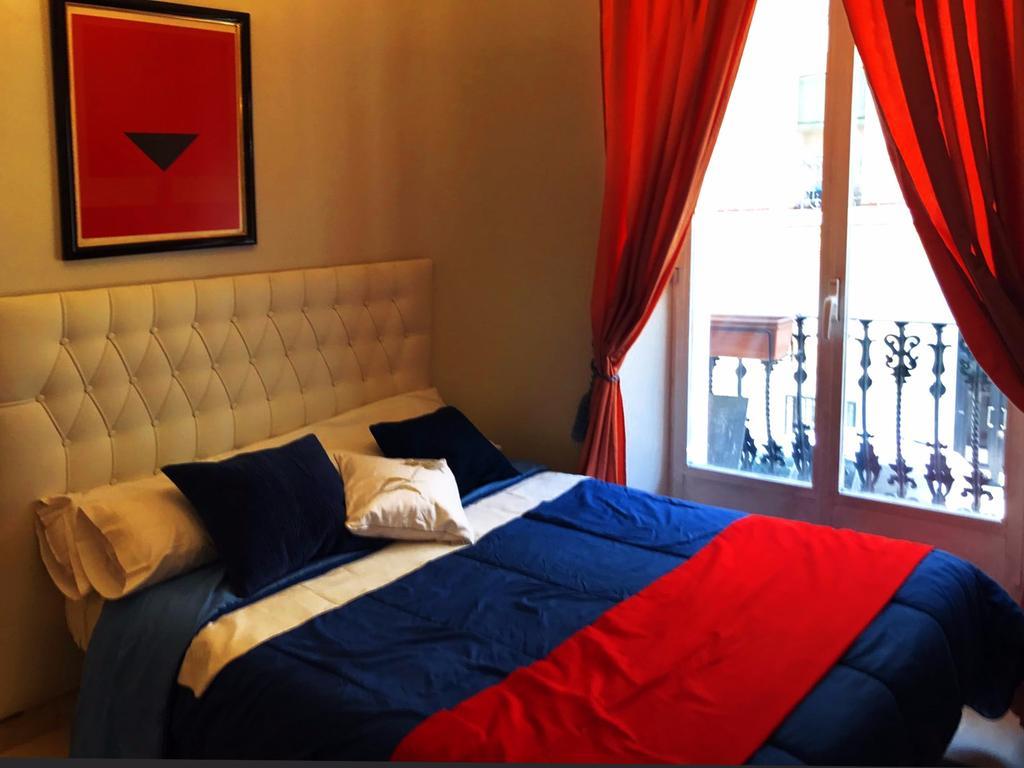 Bookingham ★Apartaments & Suites مدريد المظهر الخارجي الصورة